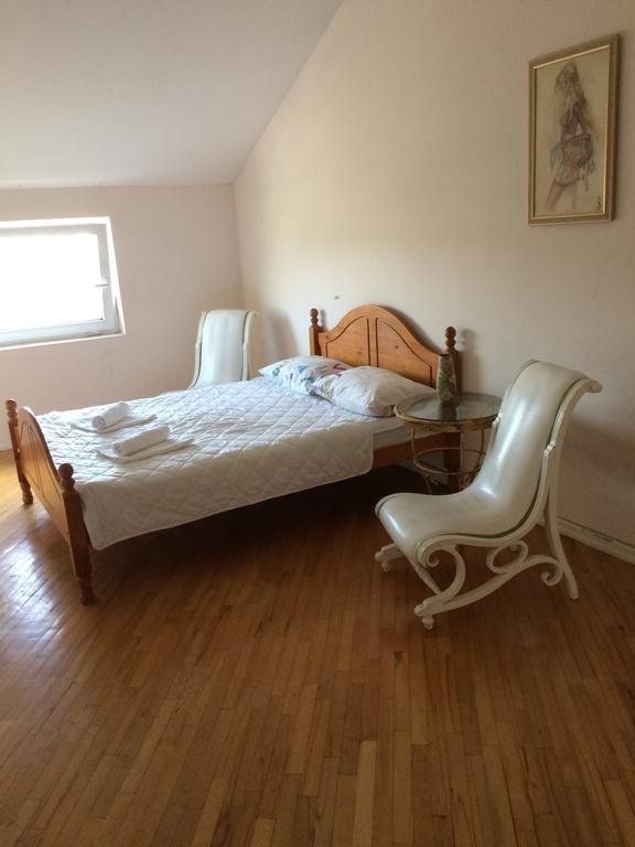 Guest House One Two Three Tbilisi Room photo