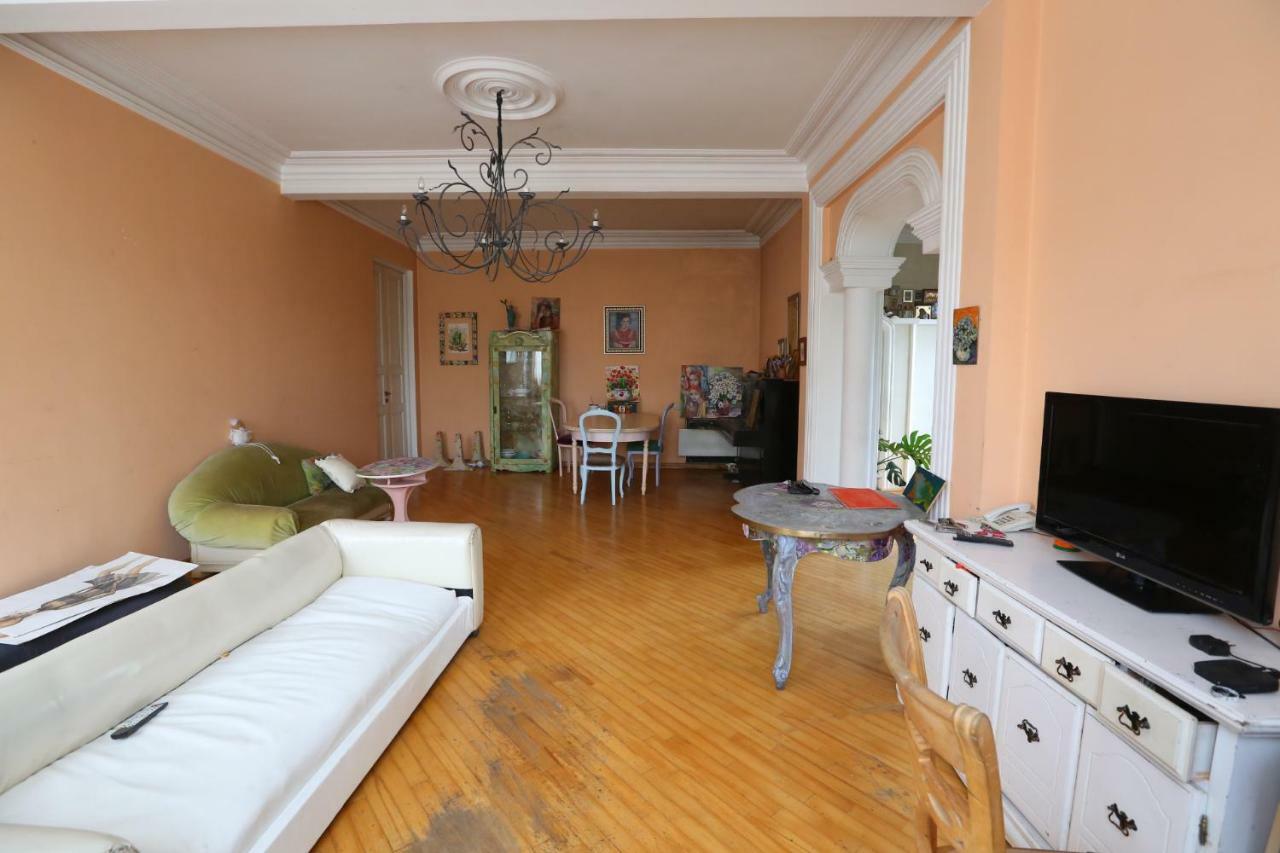 Guest House One Two Three Tbilisi Exterior photo